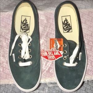 👦🏻SCOTCHGARD DURABLE PROTECTION AUTHENTIC SUEDE